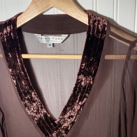 SOLD Trina Turk Sheer Cover Up - Picture 3 of 3